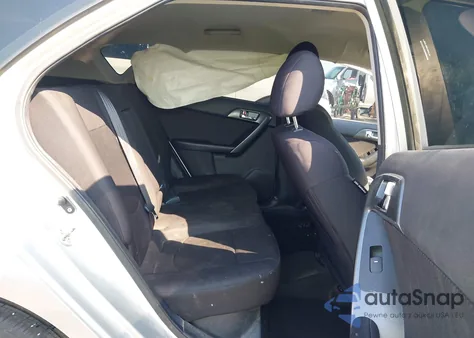 2013 Kia Forte Ex z USA, uszkodzony, nr VIN KNAFU5A25D5684559